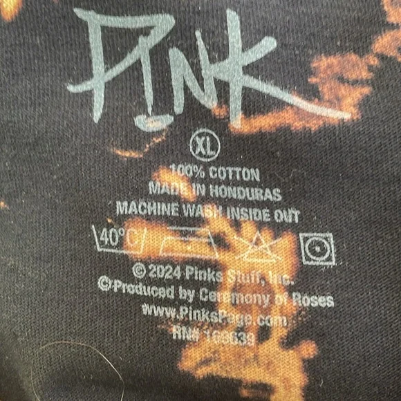 Pink concert tshirt Trustfall - Picture 6 of 6